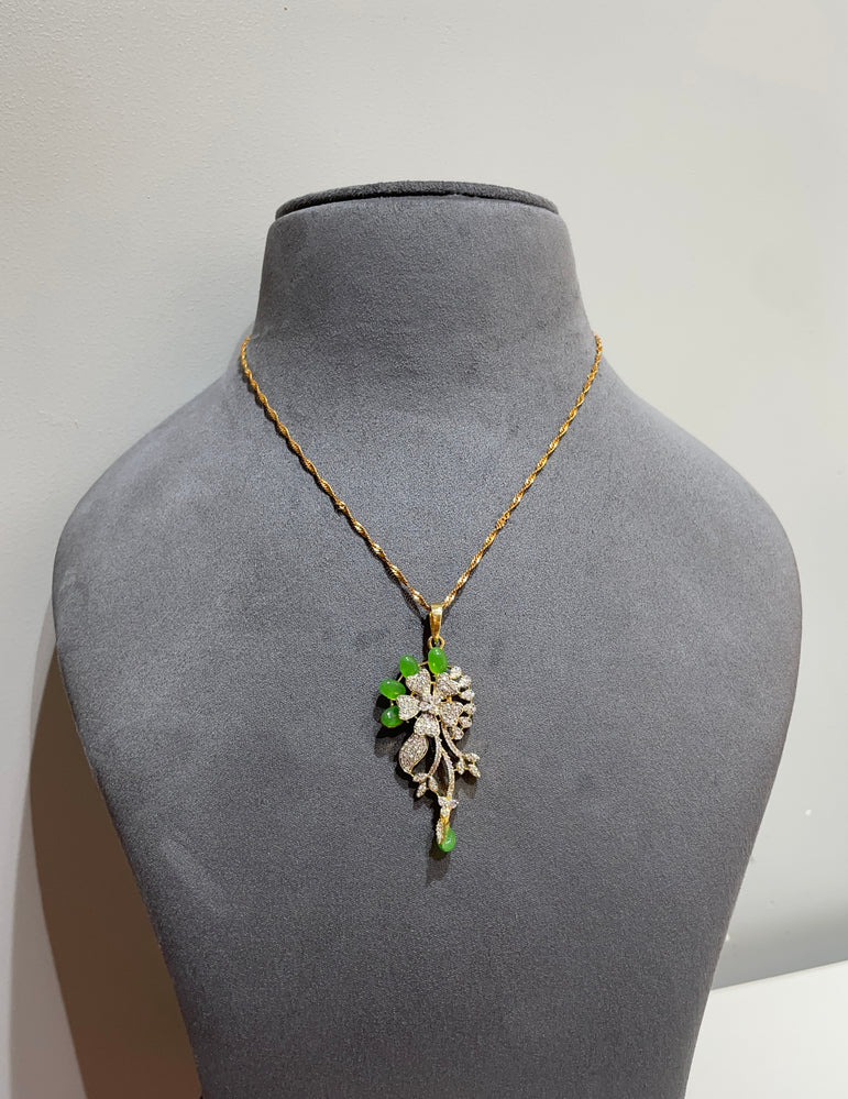 DESIGNER GREEN FLOWER PURE SILVER PENDANT SET WITHOUT CHAIN