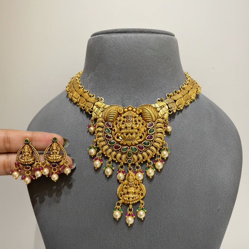 Vedic Nakshi Divine Laxmi Gold Look Set