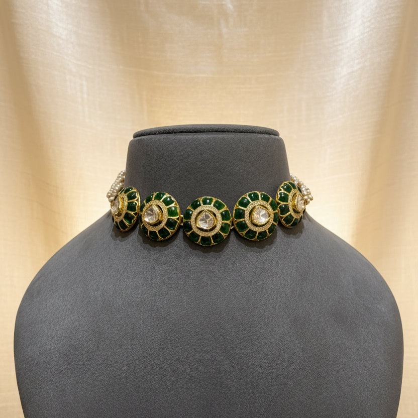 Emerald Green Enamel & Moissanite Polki Circular Choker