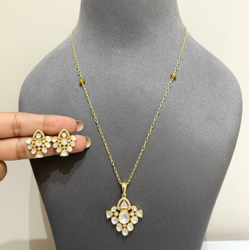 Minimalist Moissanite Polki Pendant Set