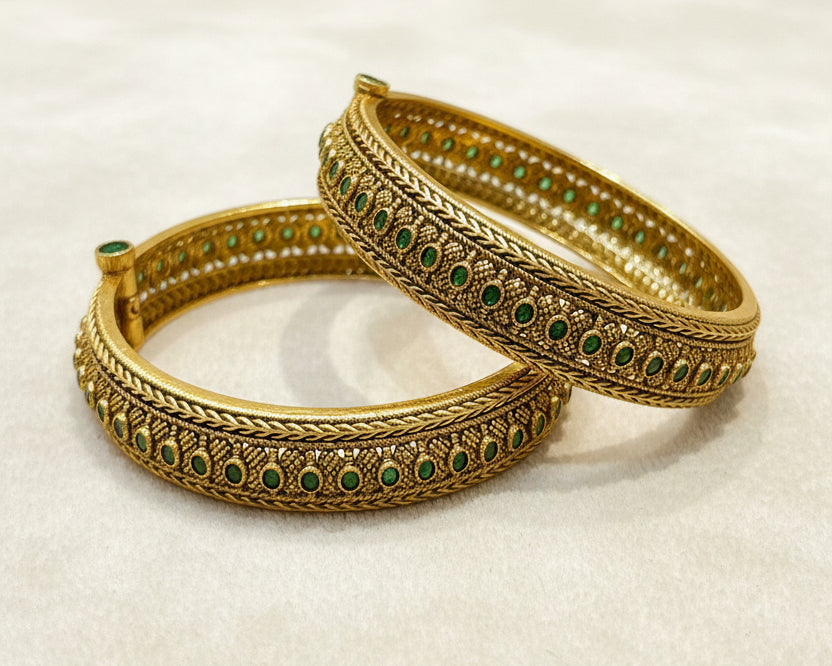 Green Stones Antique Gold Look Bangle