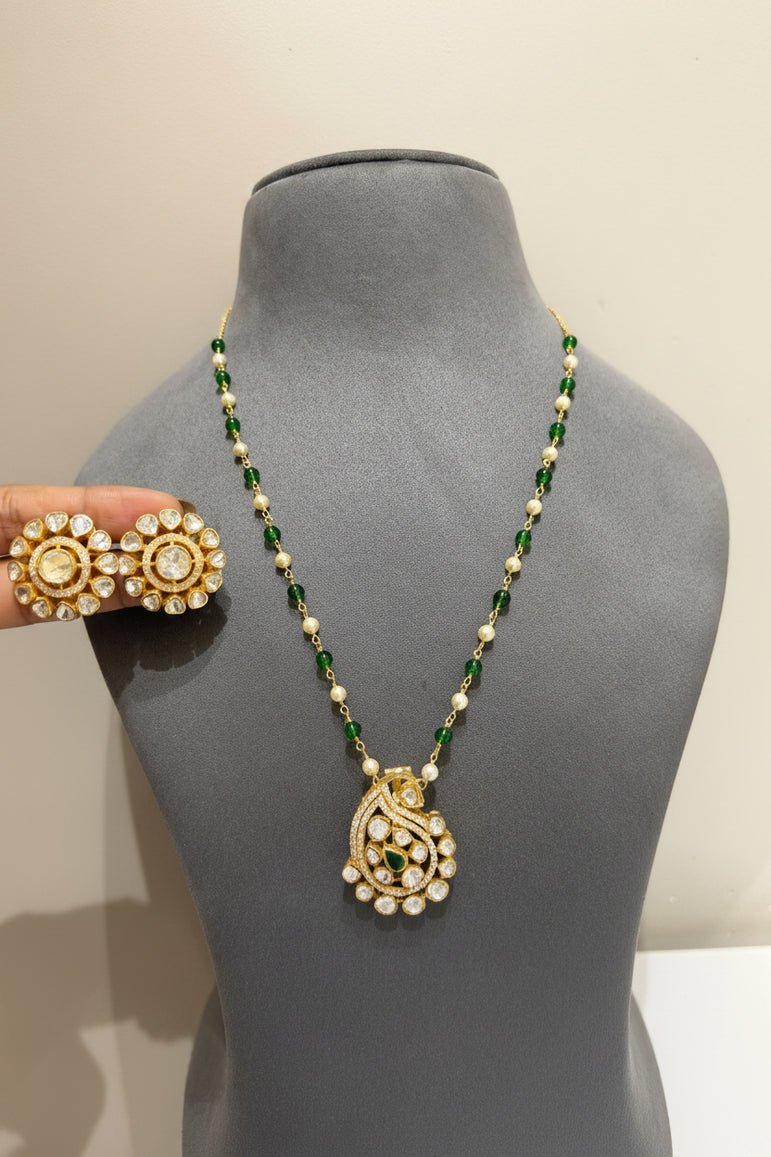 Heritage Paisley Crest Moissanite Polki Pendant Set
