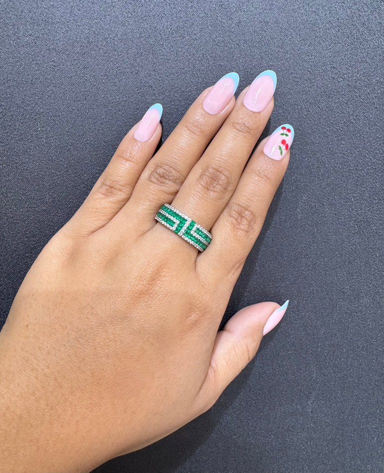 925 Silver Designer Green Stone Silver Ring