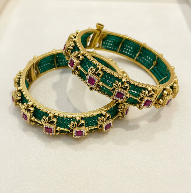 Royal Woven Green Bead Openable Gold Look Bangle