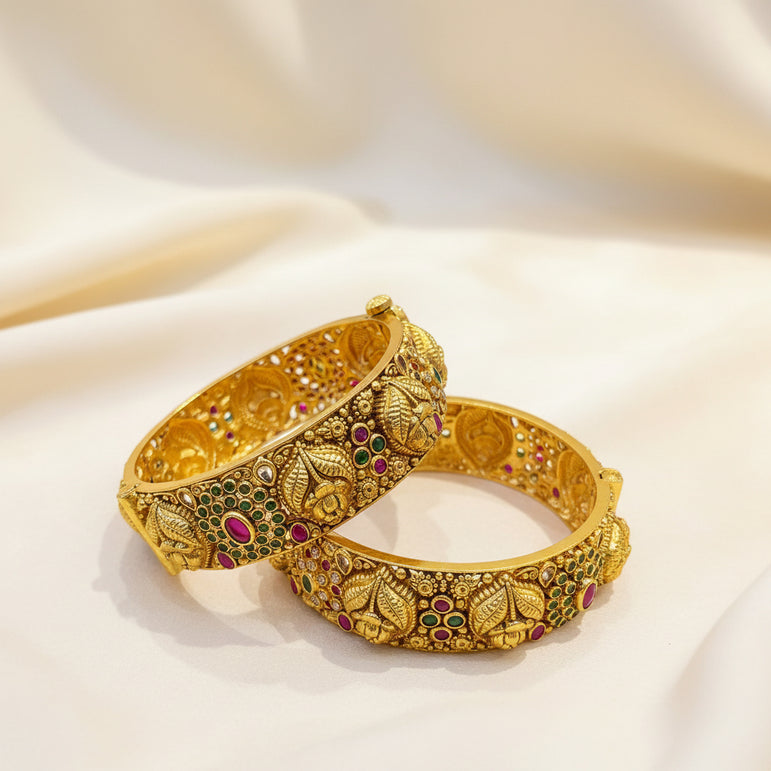 Rose Broadband Design Antique Gold Look Bangle