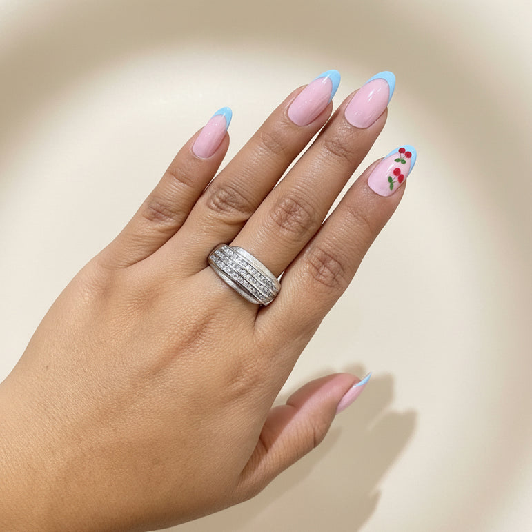 Classic Diamond Look Band Ring