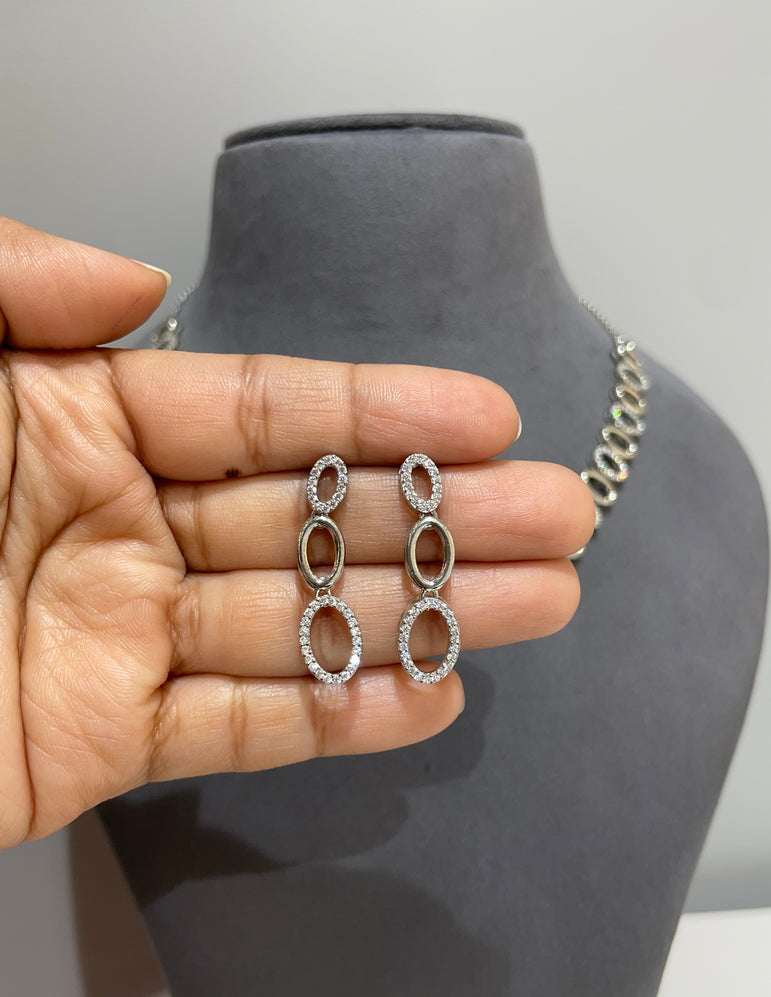 925 Silver Geometric Design Diamond Look Necklace Set