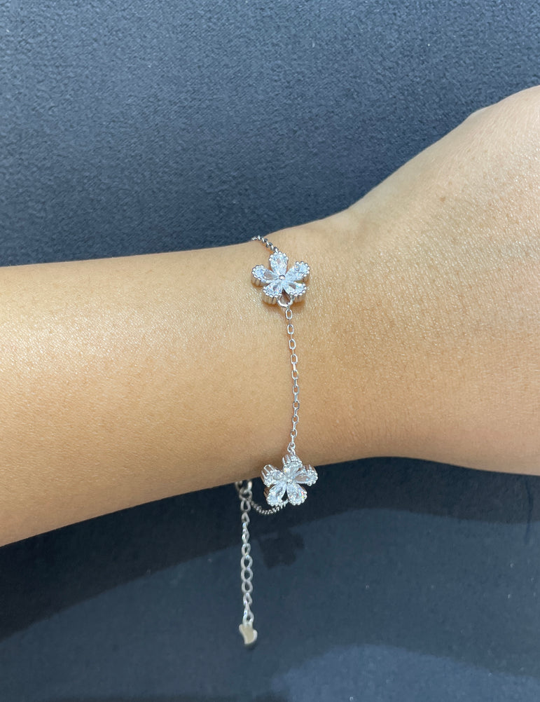 925 Silver Moissanite Diamond Floral Pendant Set