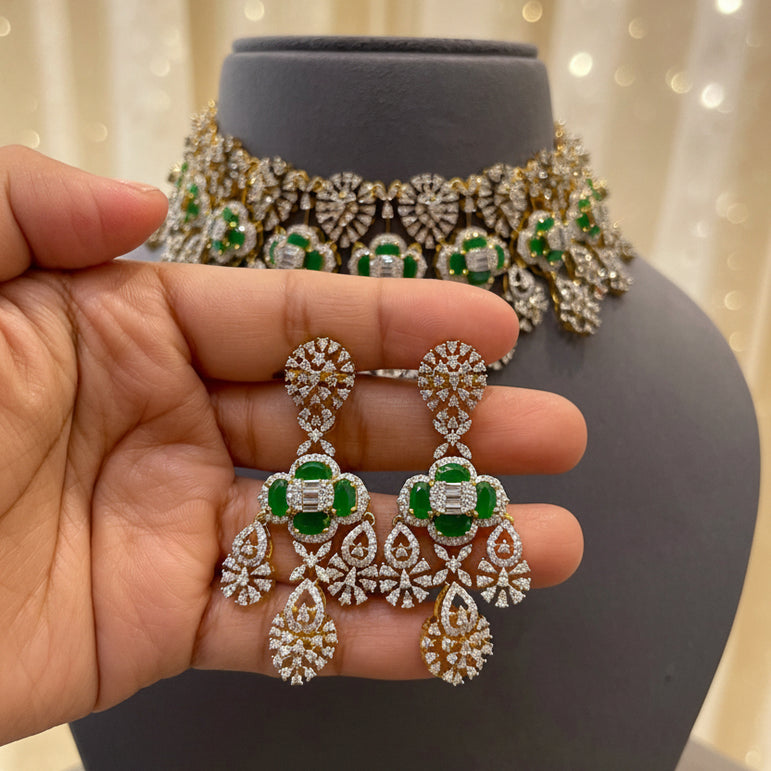 Royal Emerald Blossom Grand Choker