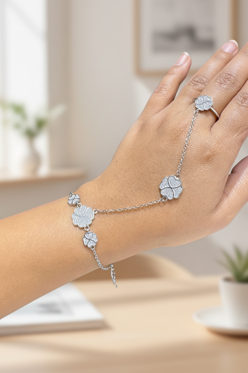 Floral Modern Diamond Look Hathphool
