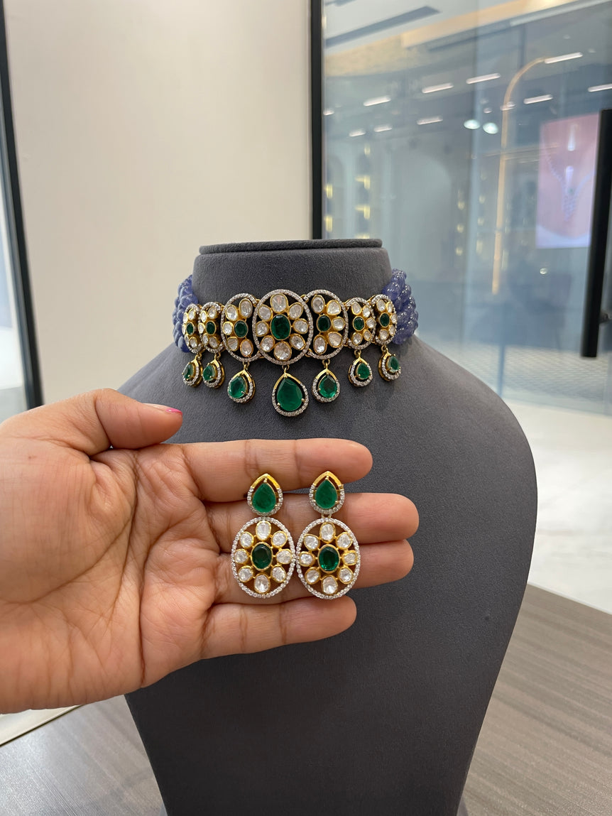 Beautiful blue beads choker