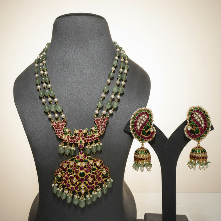 Heritage Royal Paisley & Floral Medallion Gold Look Long Set