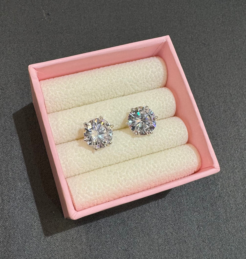 926 Silver Round Moissanite Diamond Solitaire Studs