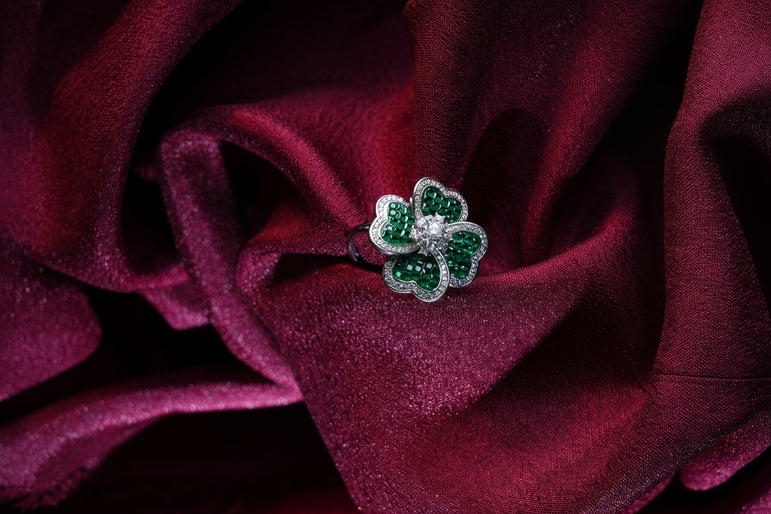 925 PURE SILVER STUNNING COCKTAIL GREEN COLOR FLOWER RING