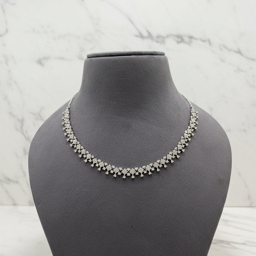 Radiant Geometric Lattice Diamond Set