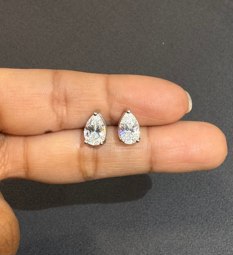 925 Silver Pear Cut Moissanite Diamond Studs