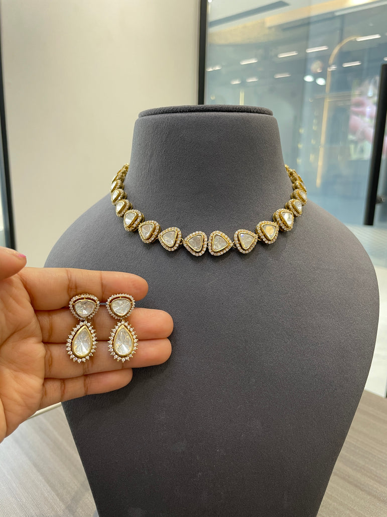 BEAUTIFUL MOISSANITE POLKI STRING