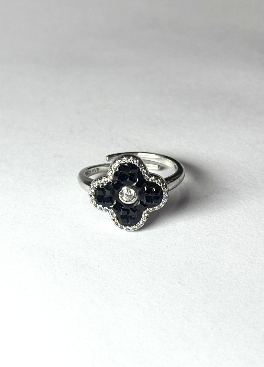 VAN CLEEF DESIGN BLACK COLOR RING