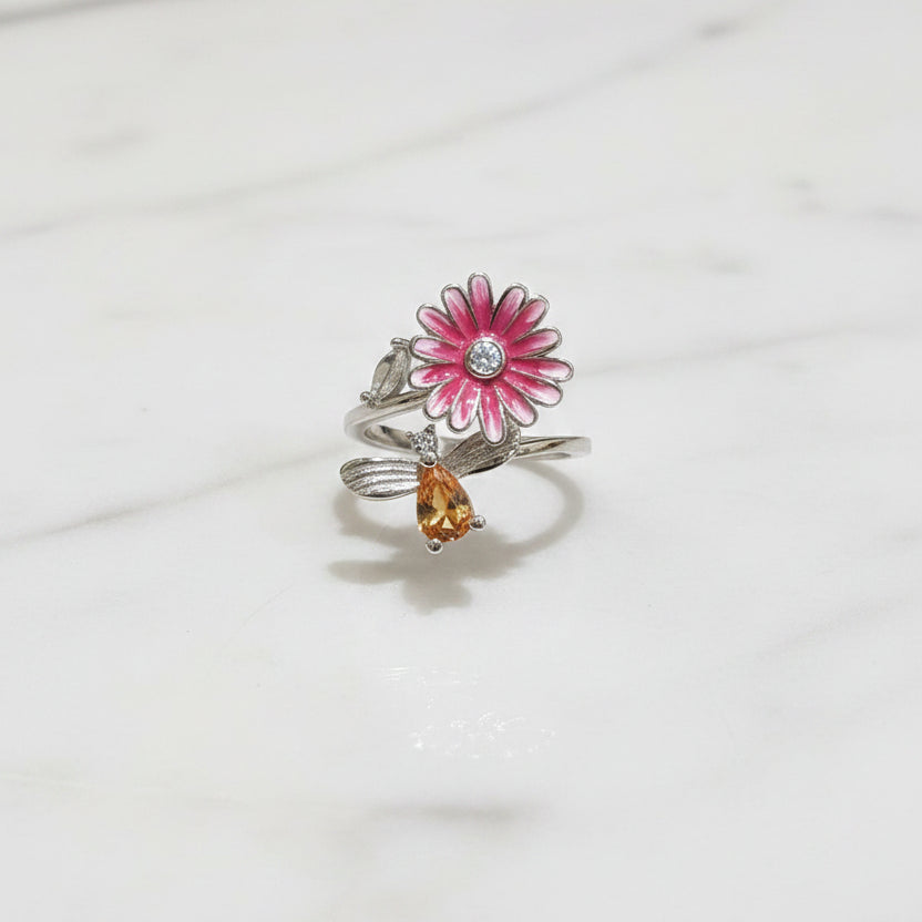 Rotatable Flower with Butterfly Diamond Ring
