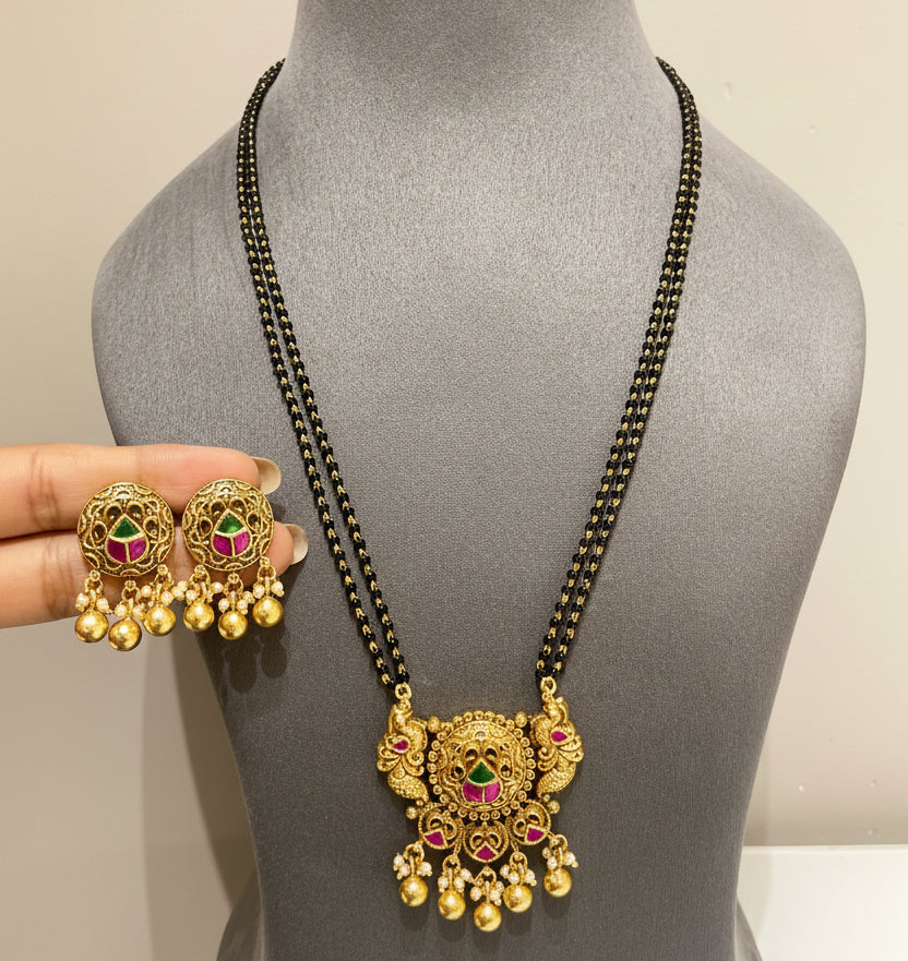 Antique Gold Sculpted Peacock Mangalsutra Pendant Set