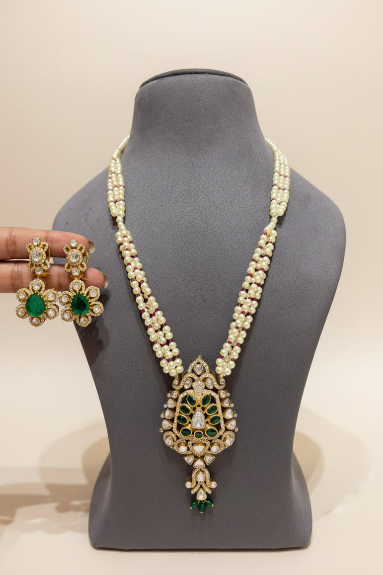 Majestic Peacock Crest Moissanite Polki Pendant Set
