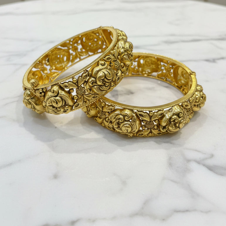 The Hansa Deep-Carved Nakshi Gold Look Bangle