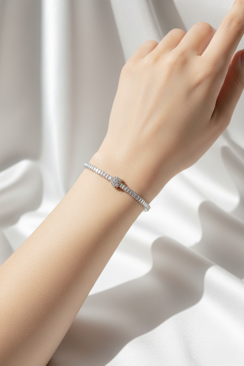 Single Flower Diamond Look Bracelet