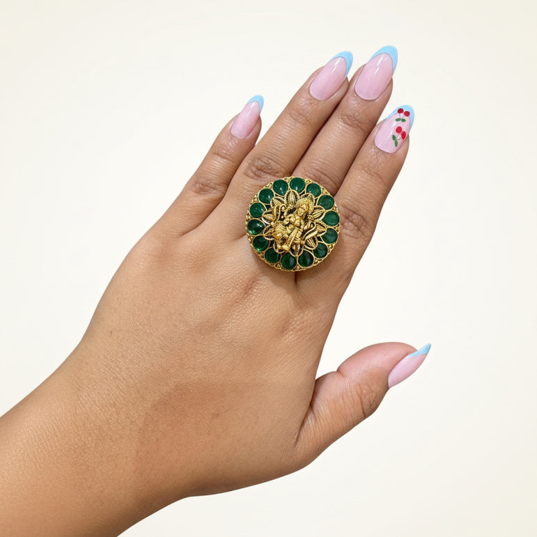 Antique Gold Look Rotating Ring