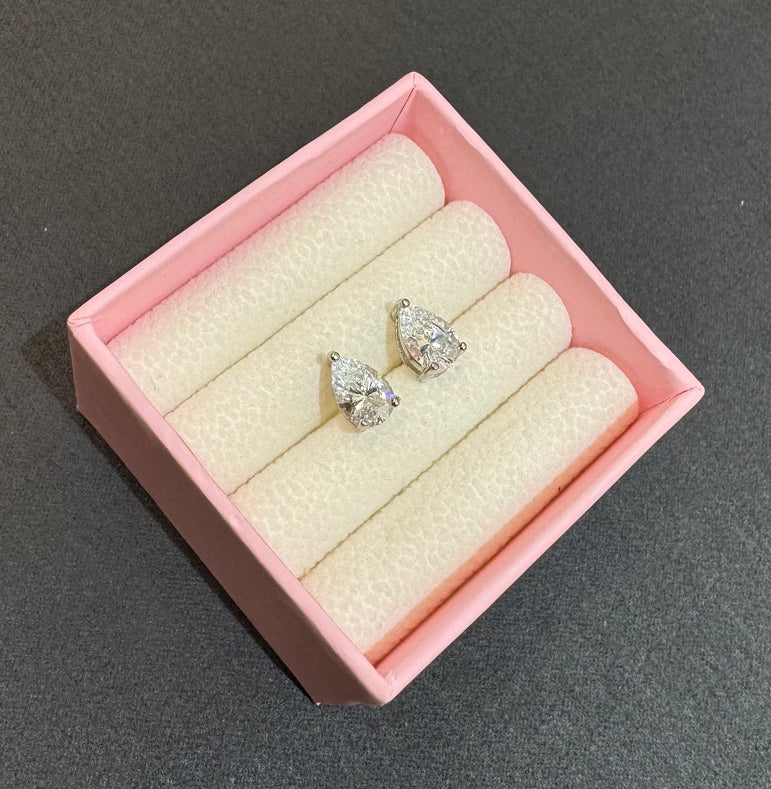 925 Silver Pear Cut Moissanite Diamond Studs