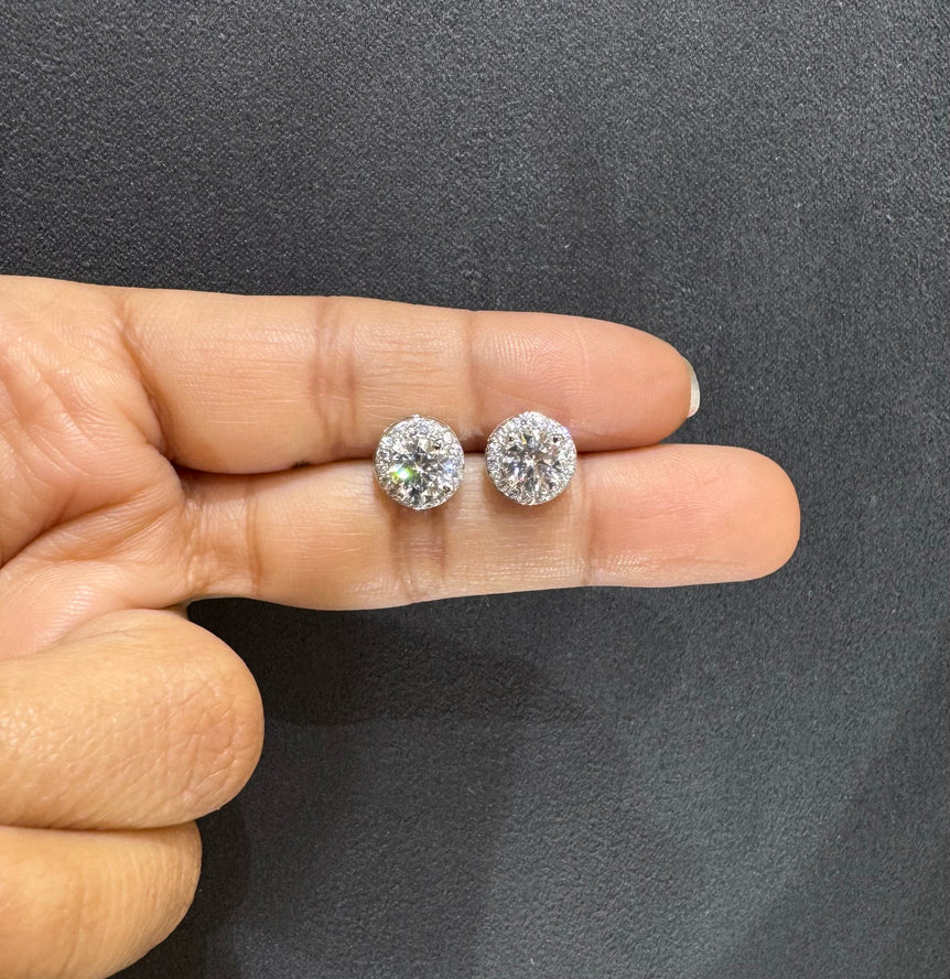 925 Silver Round Moissanite Diamond Solitaire With Outer Studs