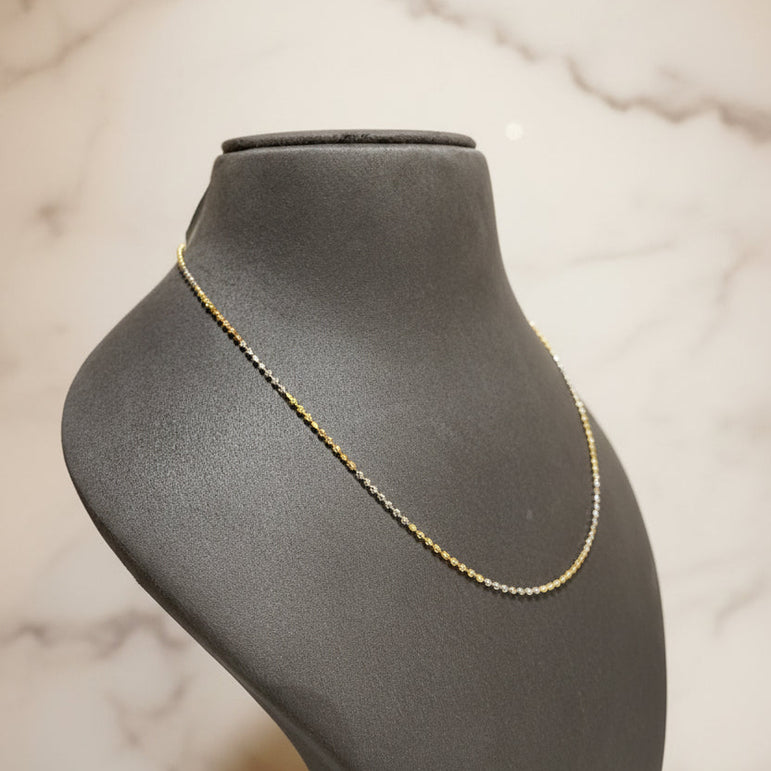 Minimalist Elegance: 925 Pure Silver Delicate Chain