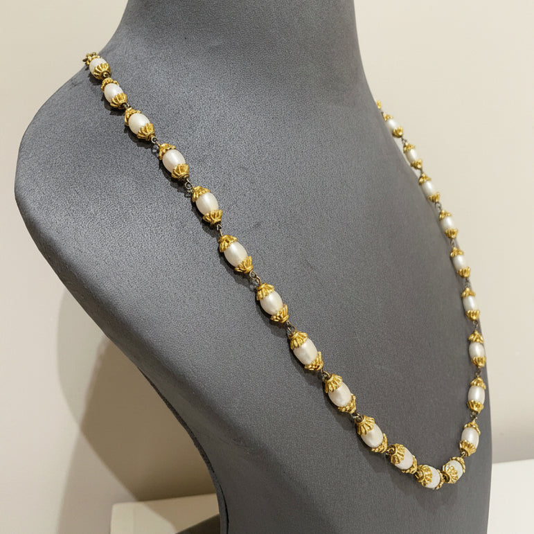 Timeless Pearl: 925 Silver & Gold-Accented Mala