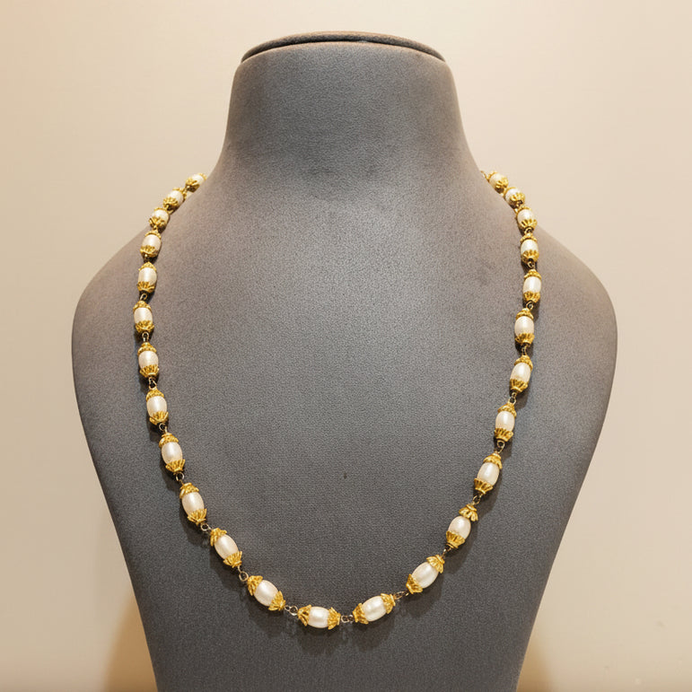 Timeless Pearl: 925 Silver & Gold-Accented Mala