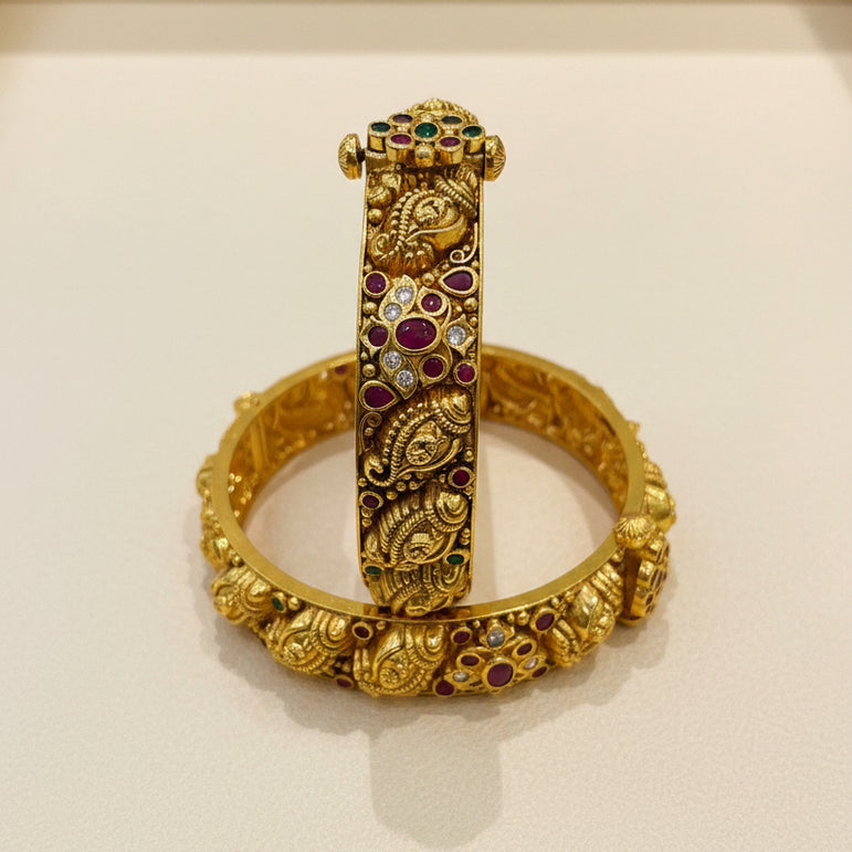 Shankha Antique Gold Look Bangle