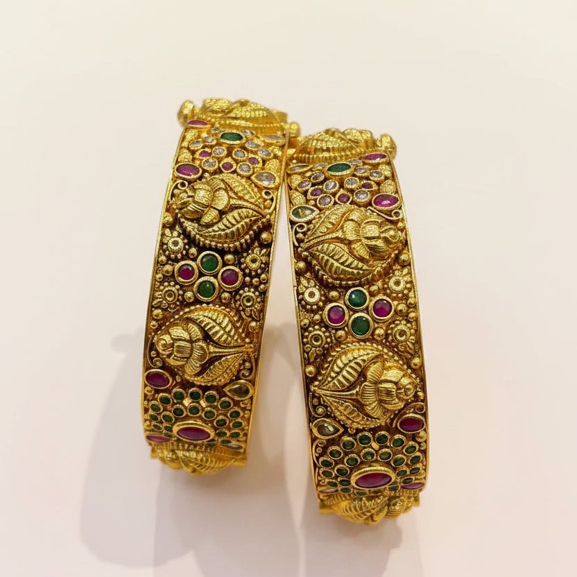 Rose Broadband Design Antique Gold Look Bangle