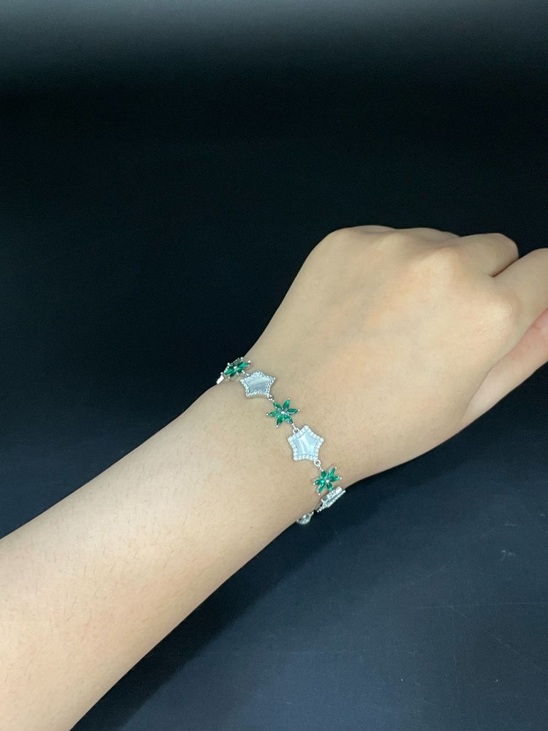 PURE SILVER GREEN COLOR FLOWER BRACELET - Olivearajewels