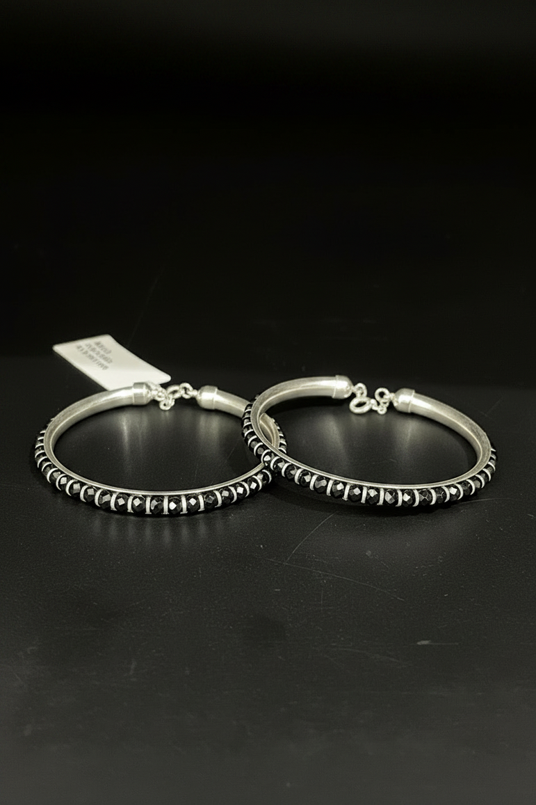 Elegant Black Bead Nazariya Baby Kada Pair