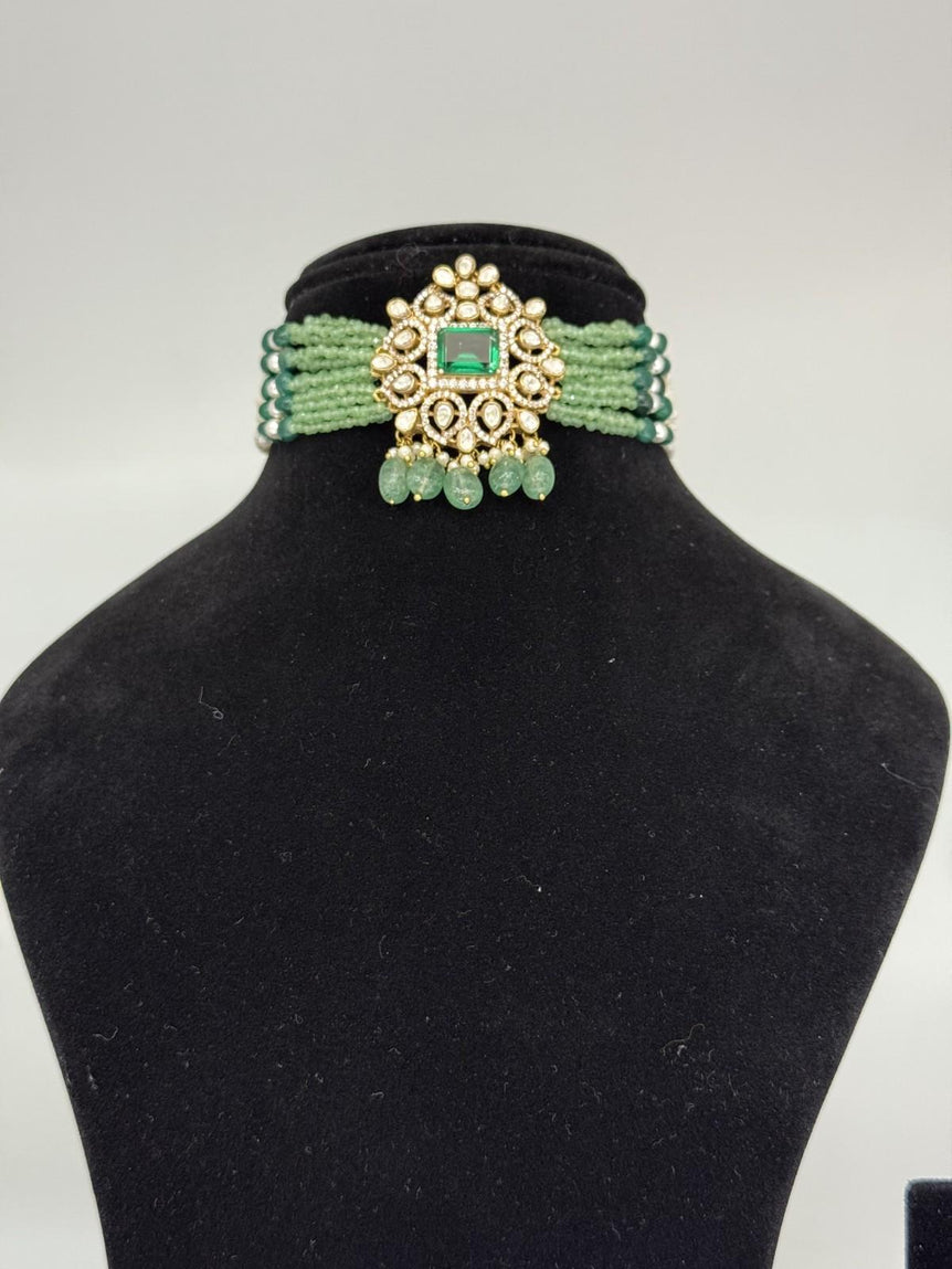 GREEN PURE SILVER CHOKER WITHOUT EARRINGS - Olivearajewels