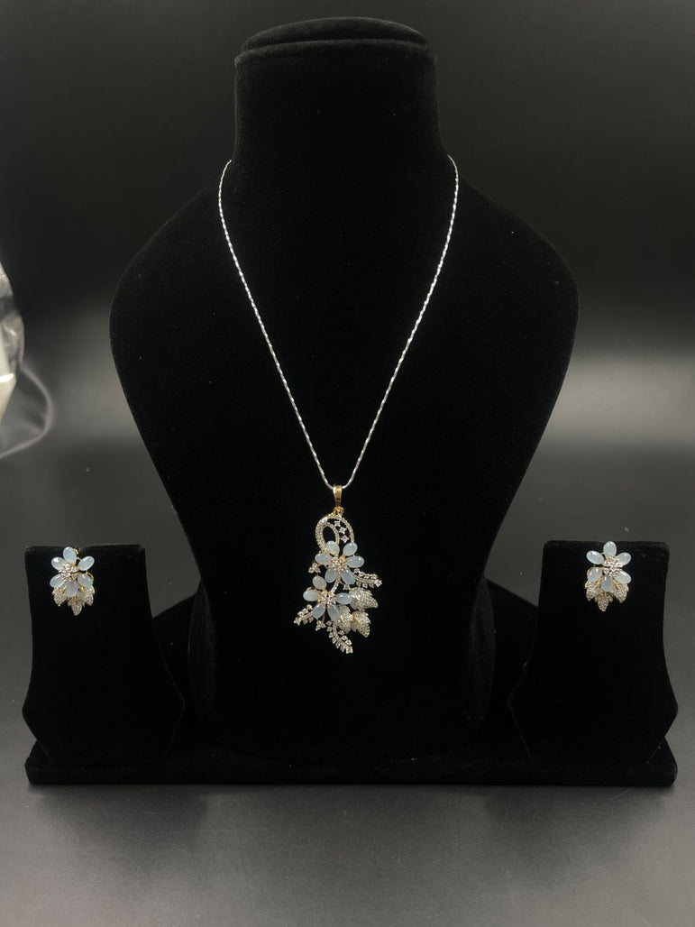 CHARMING GREY COLOR FLOWER PENDANT SET WITHOUT CHAIN - Olivearajewels