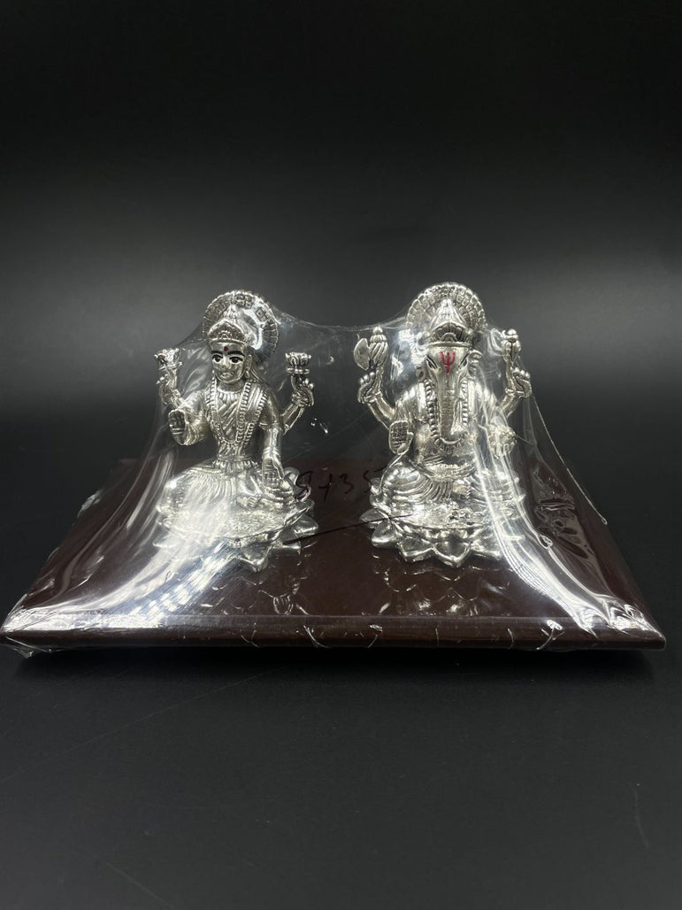 92.5 Ganesh Laxmi Silver 2 - Olivearajewels