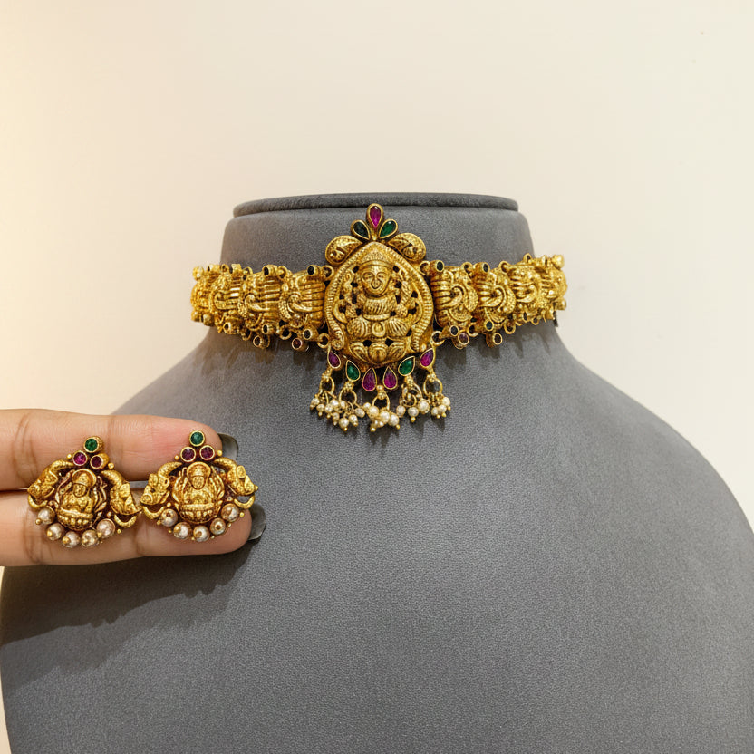 Royal Divine Goddess Laxmi Crest Gold Look Choker