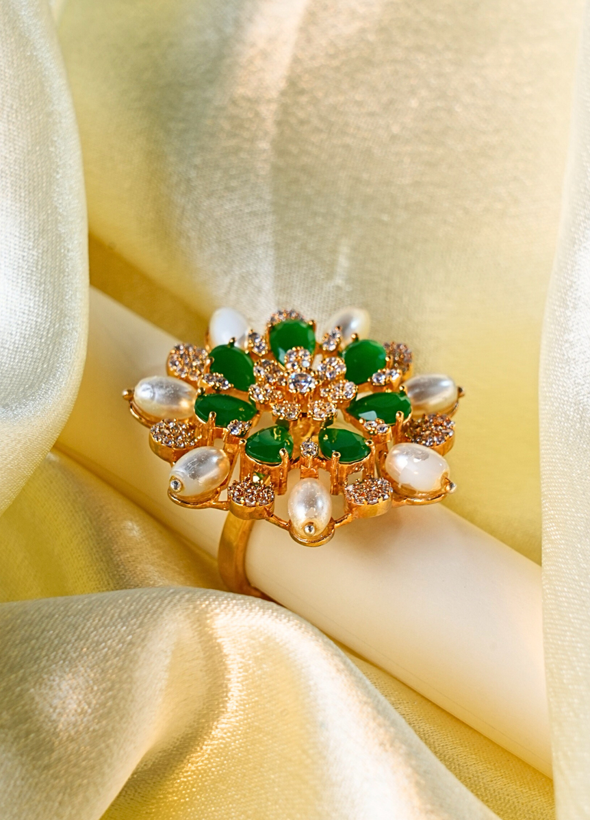 FANCY BIG SILVER RING WITH WHITE PEARLS