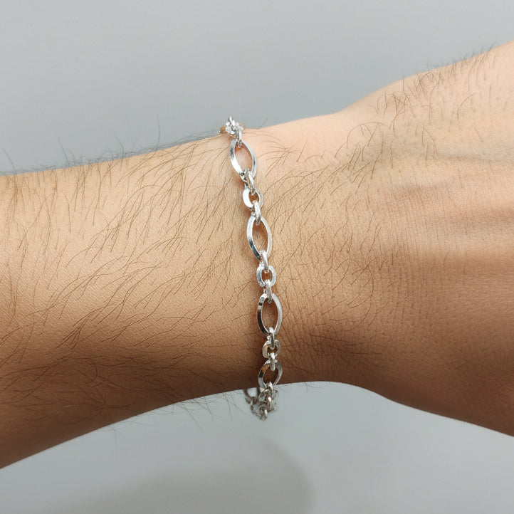 Classic High-Polish Oval Link Men's Chain Bracelet