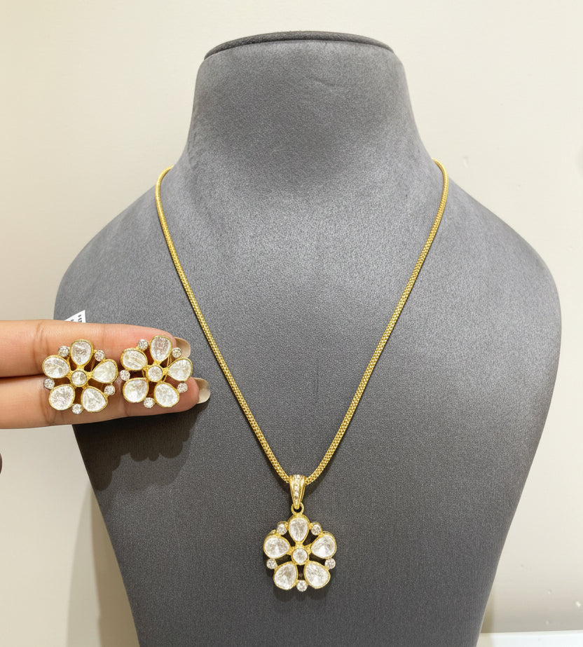 6-Petal Moissanite Polki Floral Rosette Pendant Set
