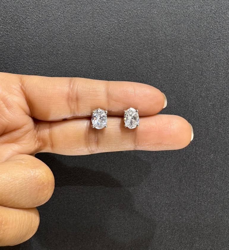 925 Silver Oval Moissanite Diamond Solitaire Studs