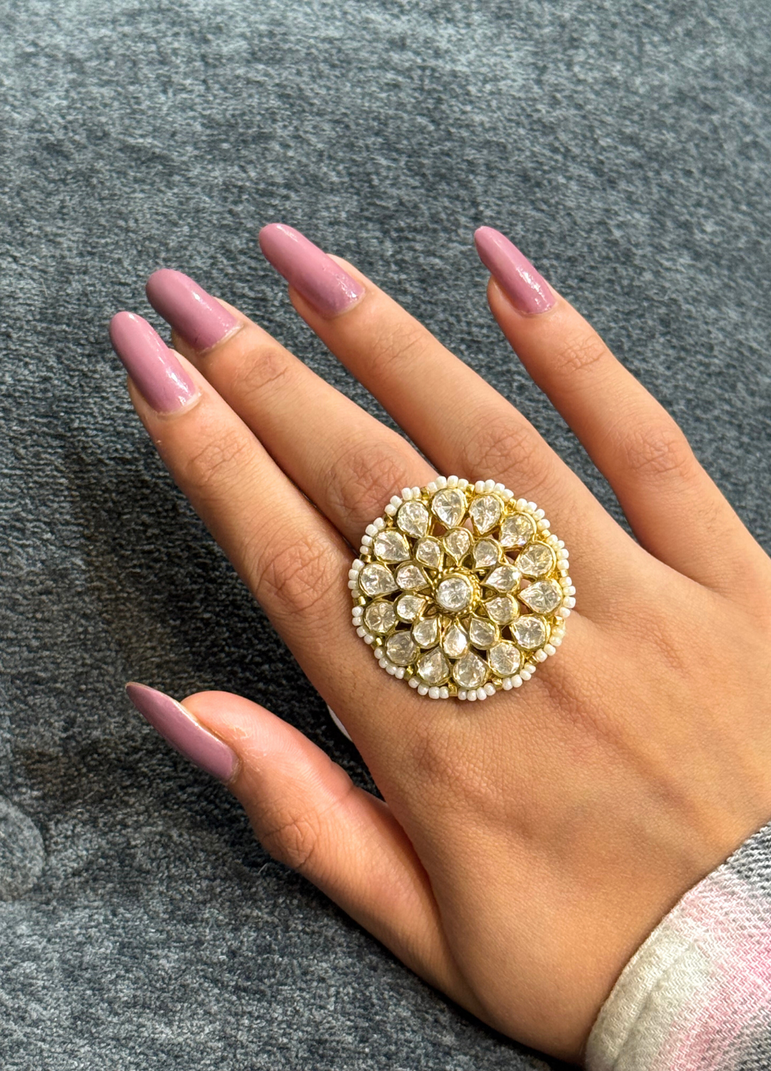 WHITE MOTI POLKI RING