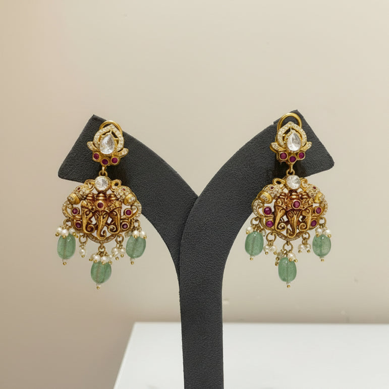 Royal Green Quartz Beaded Temple Gaja Long Set