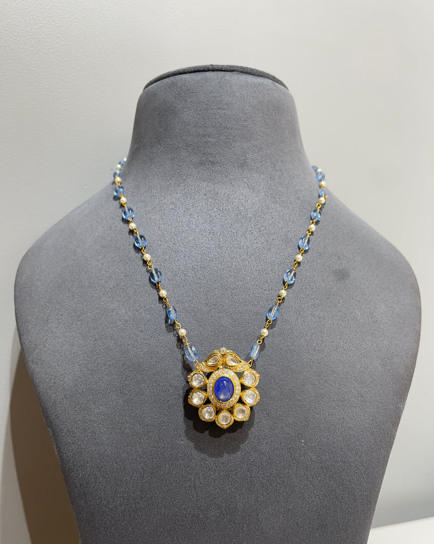 925 Silver Floral Tanzanite Stone Traditional Pendant