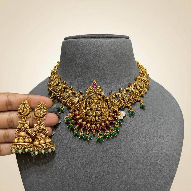 Sacred Nakshi Laxmi Crest Gold Look Set
