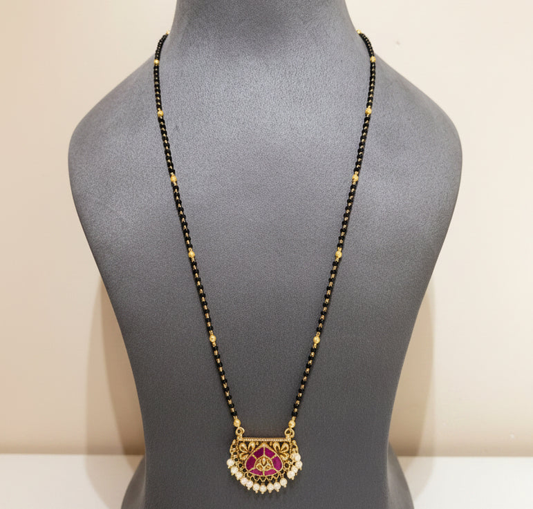 Heritage Half-Moon Lotus Crest Mangalsutra Pendant Set
